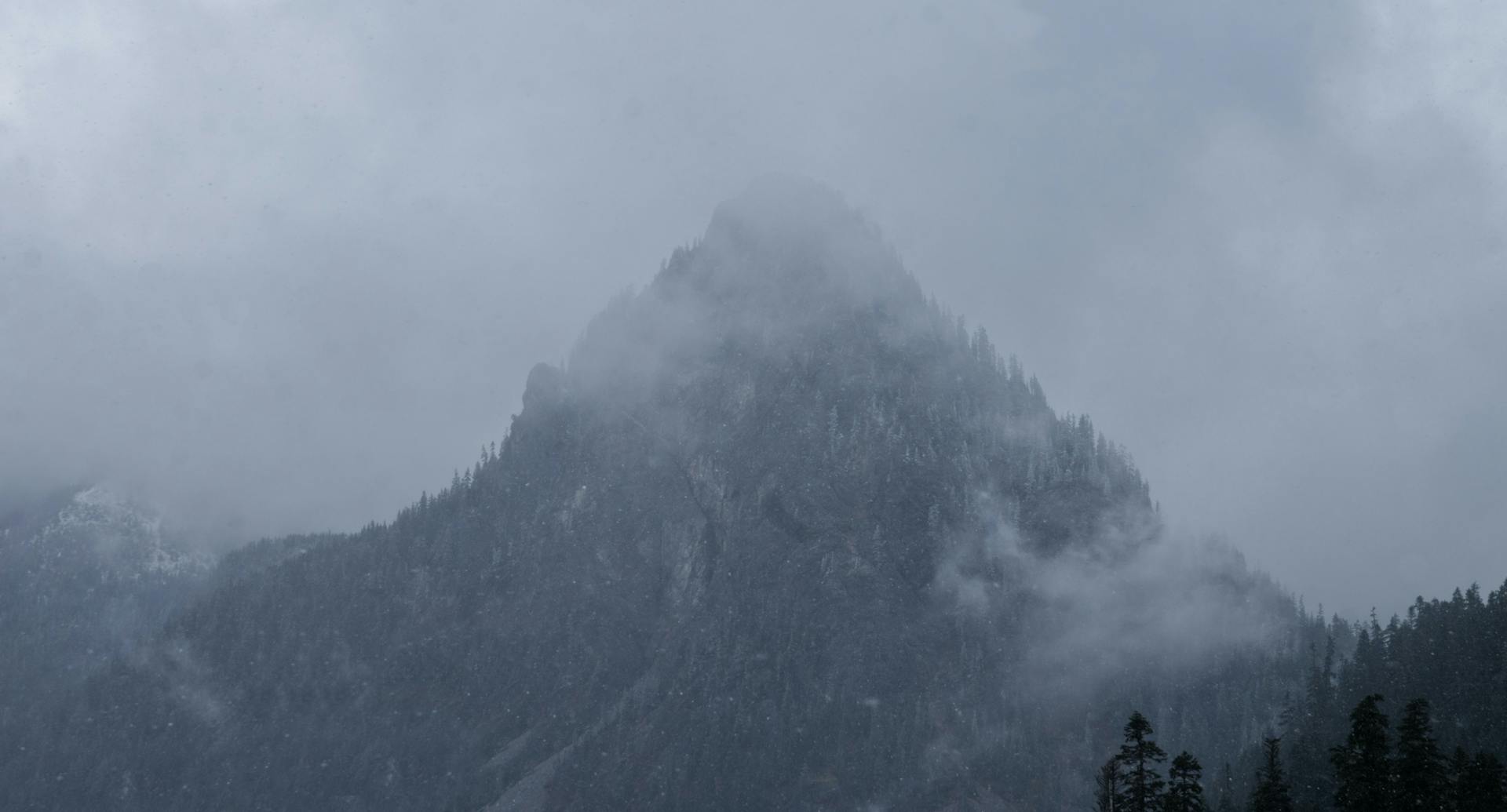A photo Josh took of a mountain in Snoqualmie Pass in Washington, USA